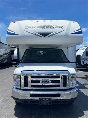Photo 2020 SUNSEEKER BY FOREST RIVER BUNKHOUSE 33 FT $77,990