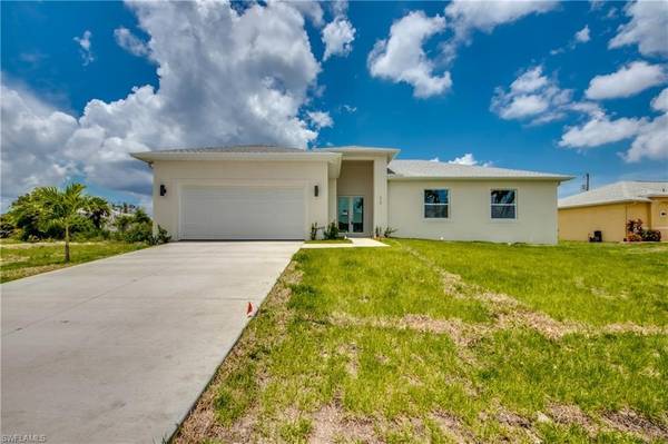 Photo A home with a personal touch - Home in Cape Coral. 3 Beds, 3 Baths $499,000