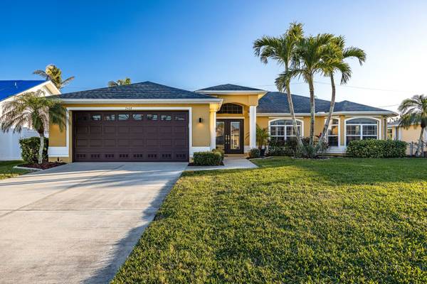 Beautifully Maintained Pool Home in SW Cape Coral $599,000