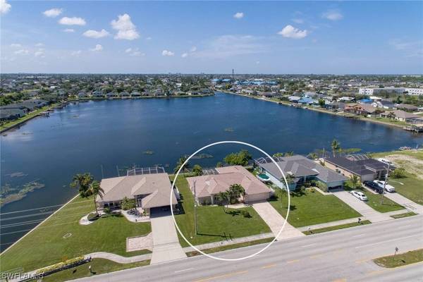 House of the week Home in Cape Coral. 2 Beds, 2 Baths $478,900