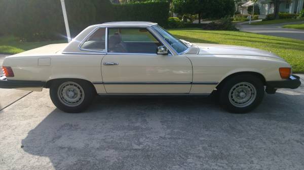 Photo Mercedes-Benz 380SL $15,000