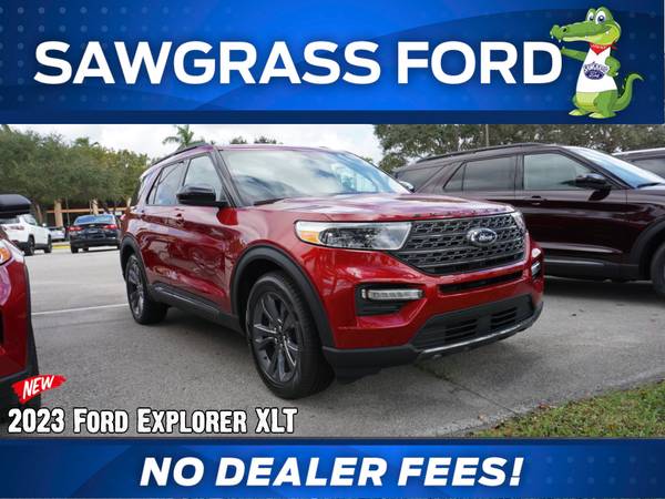 Photo NEW 2023 Ford Explorer XLT - Stock  87313 Financing available - $49,659 (954-851-9084)