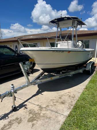 Photo SeaHunt 20 Center Console $24,500