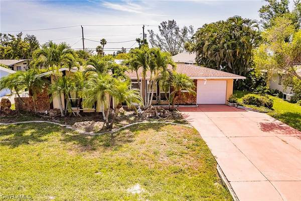 Photo Seller Finance - Ready To Move in Cape Coral, $269,990