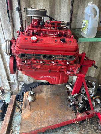 Photo Volvo marine engine w stand $2,500
