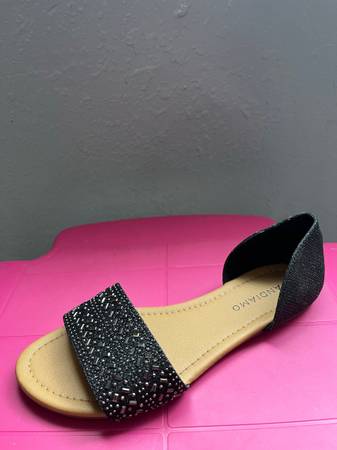 Photo Womens Slip on Sandal Comfort Style Slide Shoe Size 7 12 W $10