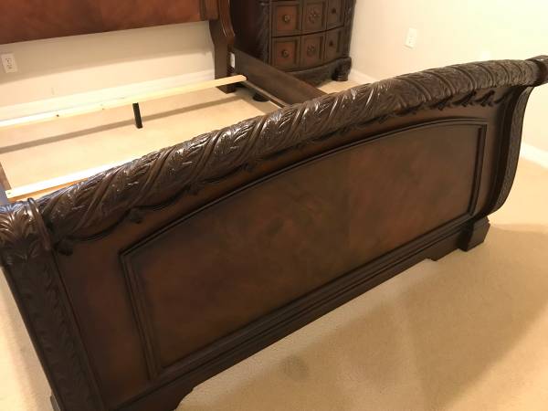 Photo sleigh bed queen size and 2 nightstands $1,500