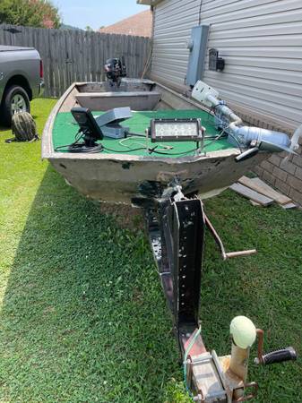 14 ft duracraft Jon boat $1,800