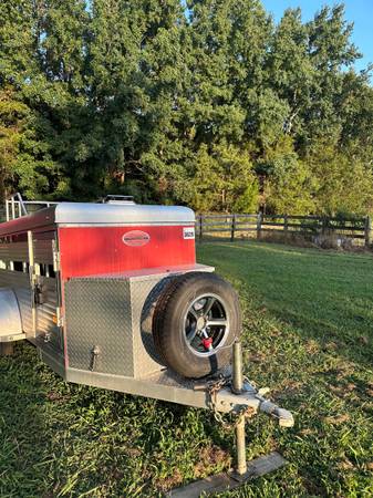 Photo 2018 Sundowner mini stock trailer $7,500