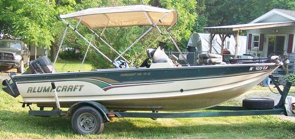 17.5 Aluminum Fishing Boat Alumacraft Tournament Pro 175 CS $6,650