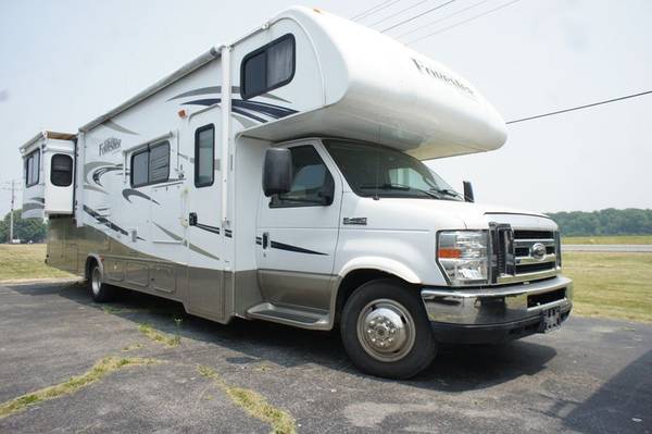 Photo Forest River Class C RV $49,900