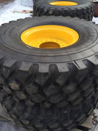 Photo Michelin Radial tires and rims for John Deere and Cat Loaders $6,000