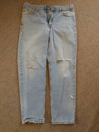 Photo Vintage Levis 550 Faded Ripped Well Worn Blue Jeans 36x32 $8