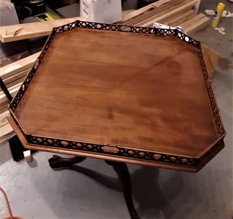 Photo Mahogany Table by True Grand Rapids Cabinet MakingVery Good Condition $399