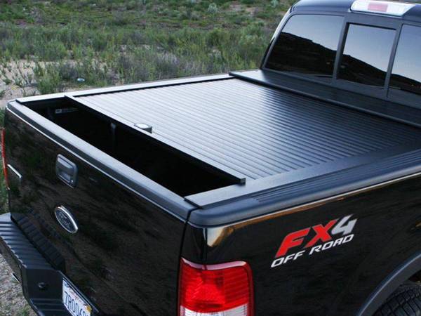 Photo 19 - 23 RANGER ROLLING HARD TOP RETRACTABLE TONNEAU COVER $400