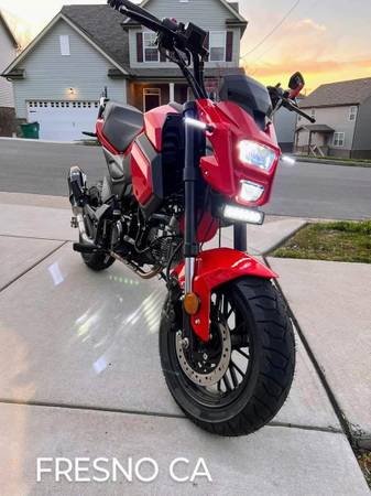 Photo Brand new Honda Grom 2023 street legal motorcycle $1,800