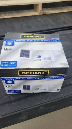 Photo Defiant 500 Lumens 180-Degree White Solar Powered Motion Activated Out $25