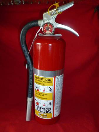 Photo GENERAL 5 LB FIRE EXTINGUISHER $30