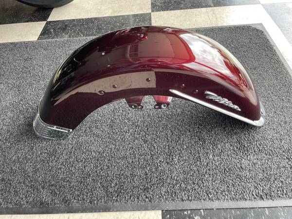 Photo HARLEY DAVIDSON FRONT FENDER LIKE NEW WILL FIT 2014-2023 BAGGER $300