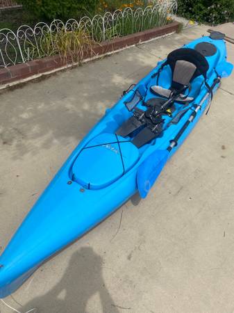 Photo Hobie Revolution 13 kayak $1,500