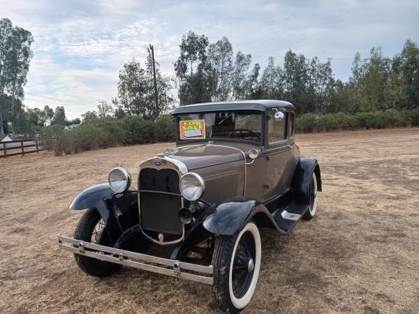 Photo Model A Ford Coupe 1930 - $15,500 (Clovis)