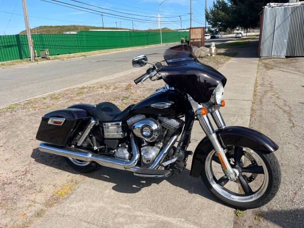 Photo Only 515 Miles - 2014 Harley-Davidson FLD SwitchBack - $10,000 Cash $10,000