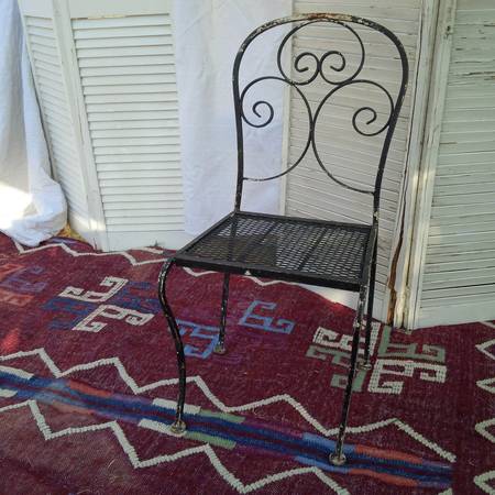 Photo Vintage wrought iron patio chair $195