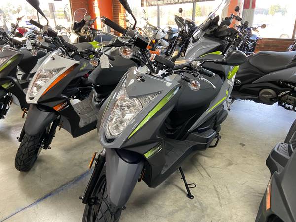 Photo KYMCO $250.00 OFF, AGILITY 50 AND SUPER 8 50 SCOOTERS