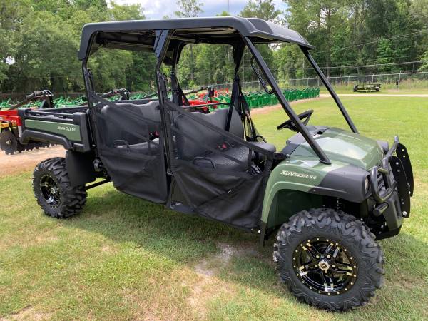 Photo XUV825M 4 SEATER UTV JOHN DEERE GATOR $22,999