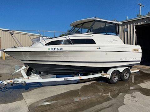 Bayliner 2252 Ciera Express Hardtop boat motor trailer $17,500