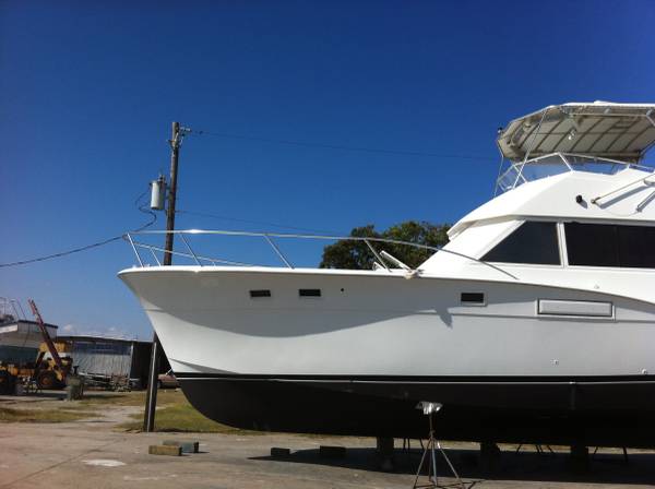 Hatteras 46 and 58 $100,000
