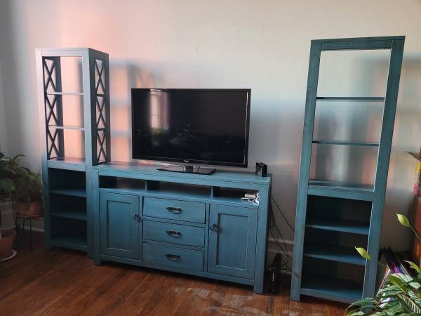 Photo Large teal media center $500