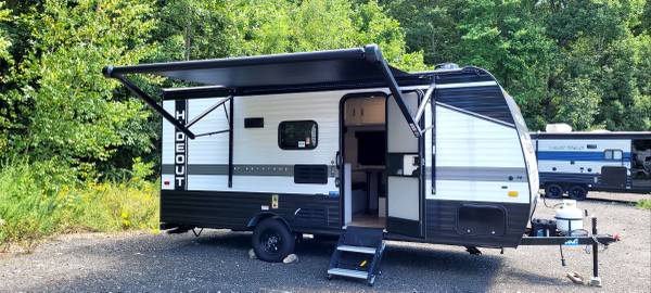 Photo MUST SELL 2022 Keystone Hideout 175BH $16,900