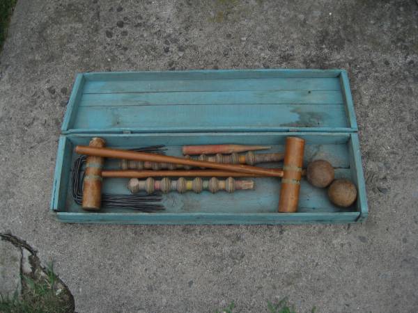Photo Vintage croquet Set $50