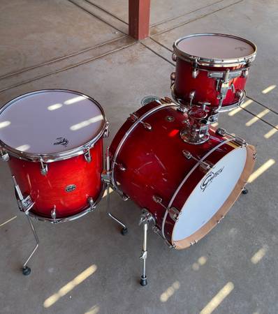 Photo Gretsch Catalina Club drum set 201214 $500