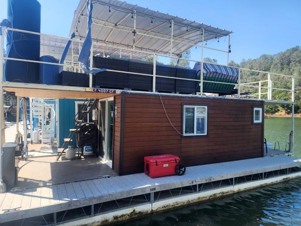 Photo House Boat for Sale $65,000