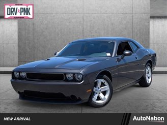 Photo Used 2014 Dodge Challenger SXT for sale