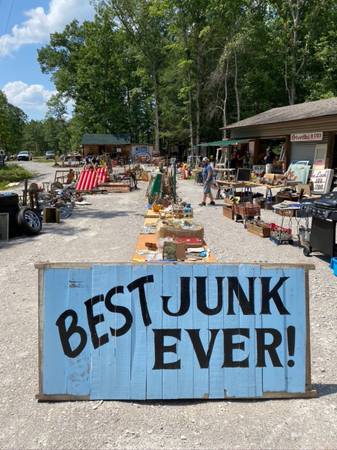 Photo tons of speed equipment, crawler parts, vintage signs and tools etc etc. $22