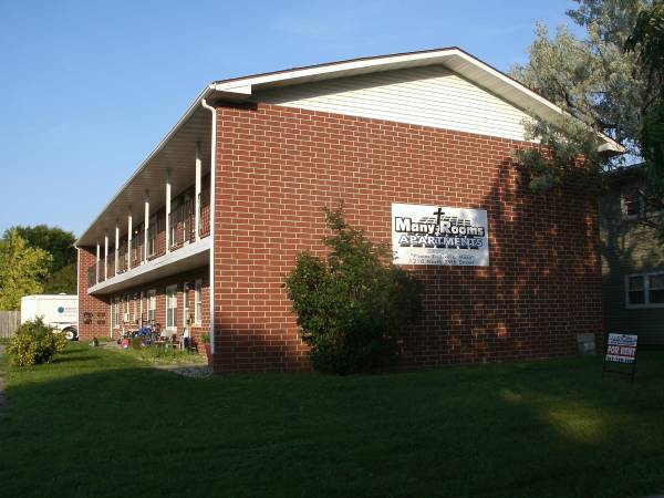 Photo Apartments Available NOW in North Grand Forks $545