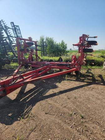 Photo Wilrich chisel plow $10,000
