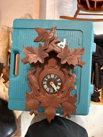 Photo Cuckoo clock $100