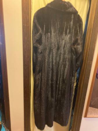 Photo Full length mink coat $1,000