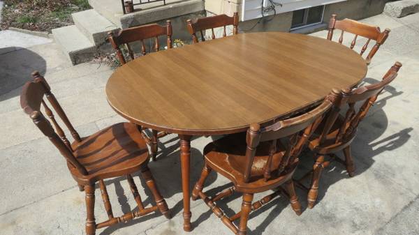 Hale Dining Table  Chairs Rock Maple $150