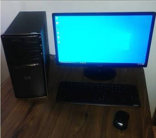 Photo Hp Desktop Windows 10 PC wBuilt-In Wi-Fi 500GB Hard Drive $140