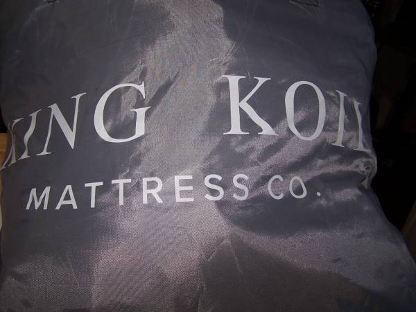 Photo Twin King Koil Air Bed $50