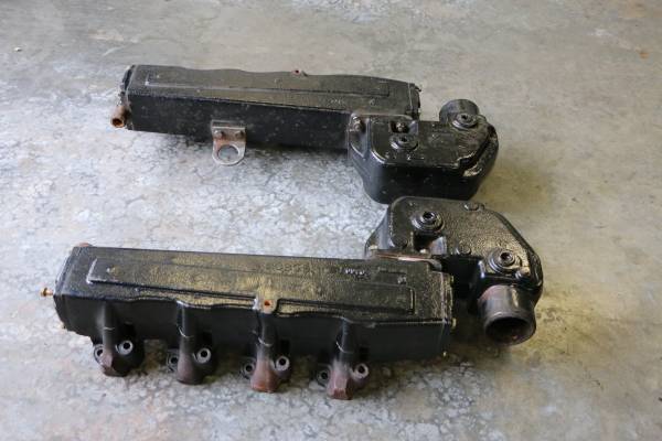 Photo Complete Marine Exhaust Manifold - 302 Ford $300