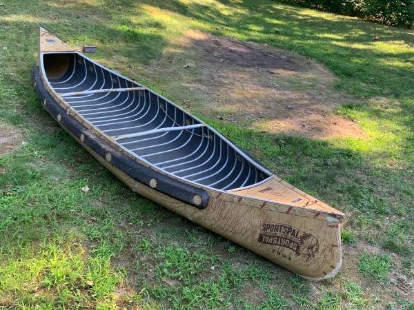 14 SportsPal Canoe Old School Fishing Boat $500
