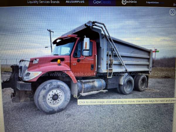 Photo 2006 and 2007 International dump trucks $19,000