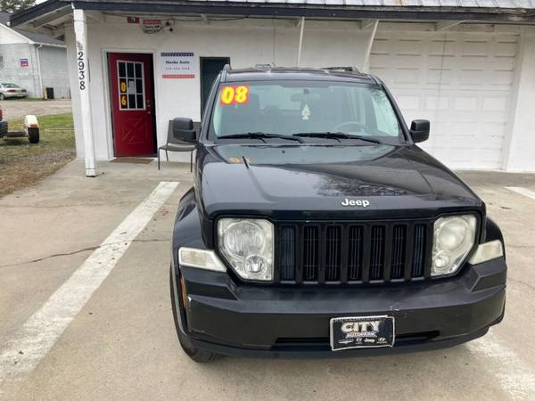 Photo 2008 Jeep Liberty Sport 4x2 4dr SUV $6,499