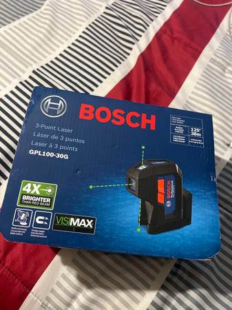 Photo Bosch 3-Point Laser $90